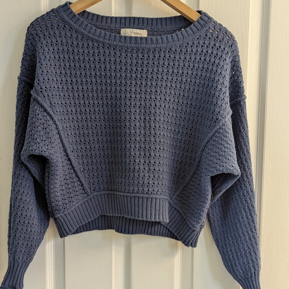 Women's Blue Knit Cotton- Blend Cropped Sweater Sz S By Wild Skye